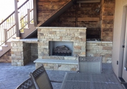 olathe-outdoor-fireplace-firepit-huston-contstruction
