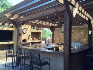 Outdoor kitchens in Olathe and Johnson County Kansas